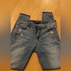 Hollister Skinnys